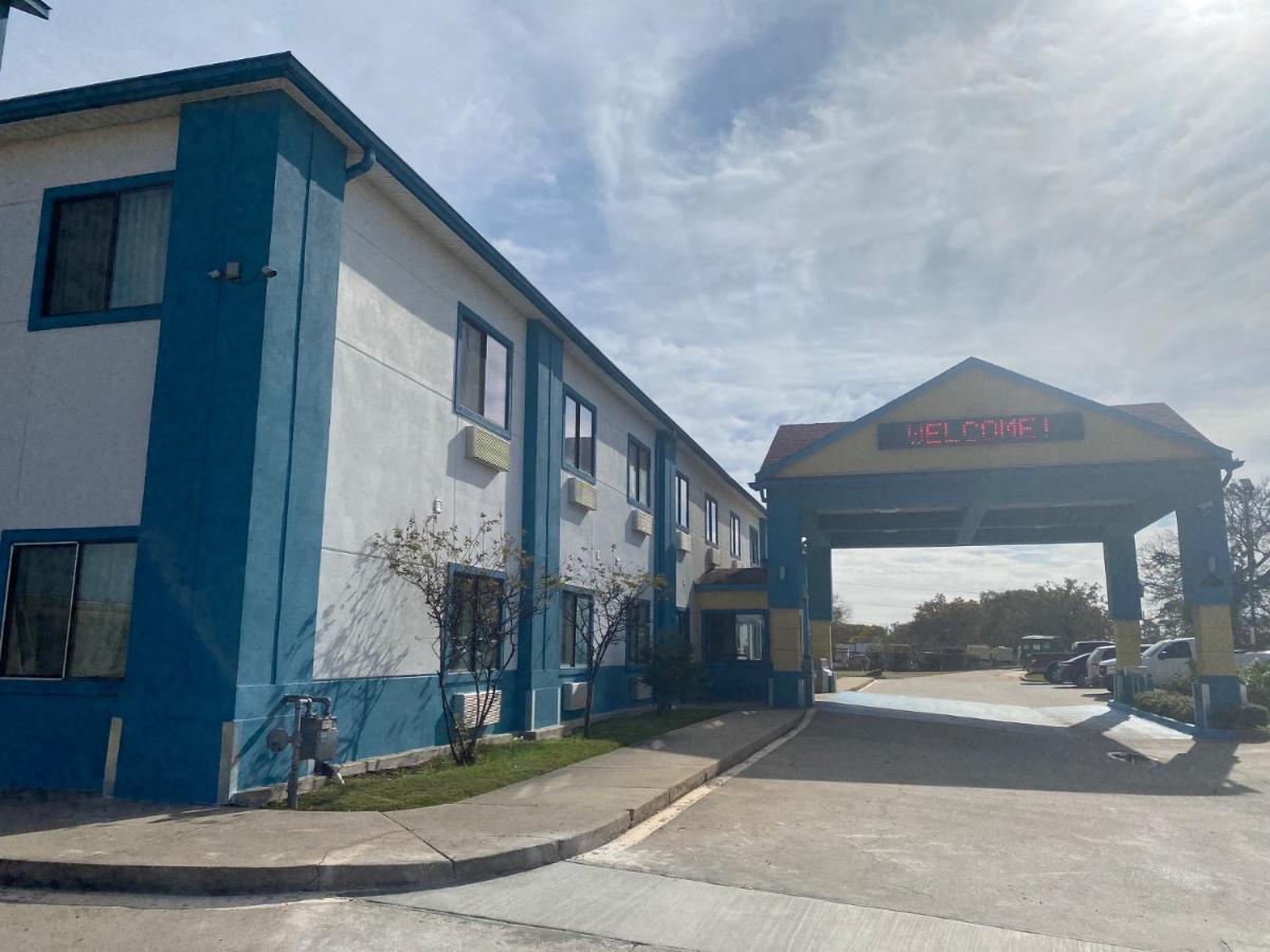 Tropicana Inn And Suites Dallas Ngoại thất bức ảnh
