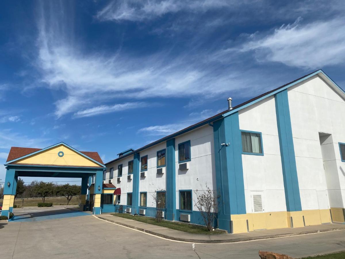 Tropicana Inn And Suites Dallas Ngoại thất bức ảnh
