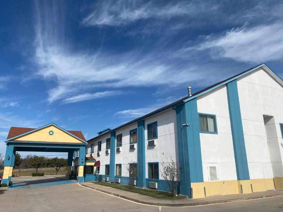 Tropicana Inn And Suites Dallas Ngoại thất bức ảnh